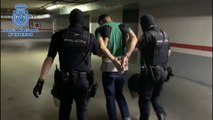 Policía detiene a un varón por agredir sexualmente a una mujer