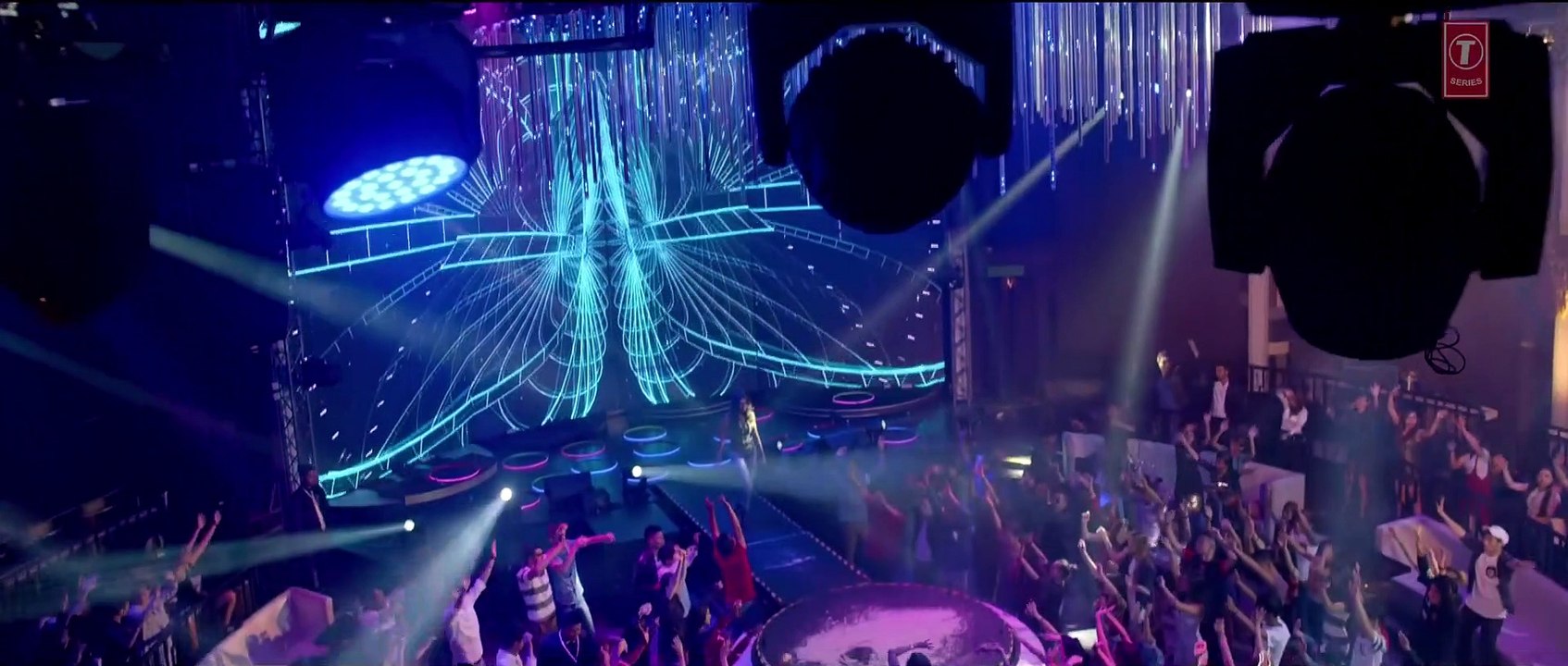 Naam Shabana|| Dil Hua Besharam Full Video  Akshay Kumar, Taapsee Pannu   Meet Bros, Aditi