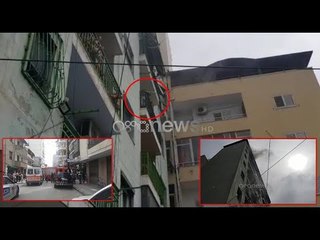 Ora News - Panik në Durrës, banesa përfshihet nga flakët, banorët akoma brenda në ndërtesë