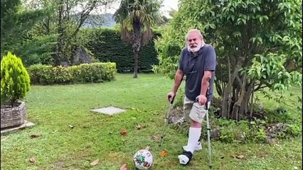 Algunas de las personalidades que han querido sumarse a la iniciativa navarra del balón solidarios