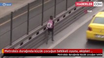 يرقص مع الموت.. طفل أجنبي يتسلق محطة الميتربوس بإسطنبول ويعرّض حياته للخطر