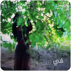 بائعة التوت" طفلة في العاشرة من العمر تترك مدرستها من أجل "ثمن الخبز