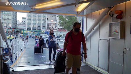 Menos turistas y muchas más normas: la nueva normalidad en los ferris griegos