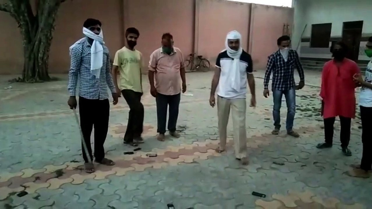 शामली नवयुवा शक्ति संगठन ने चायनीज सामान जलाकर जताया विरोध