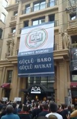 İstanbul Barosu önünde toplanıldı
