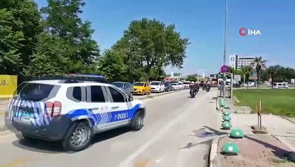 Bursa'da 2 bin polisle yapılan hırsızlık operasyonunda gözaltına alınan 20 kişi adliyeye sevk edildi
