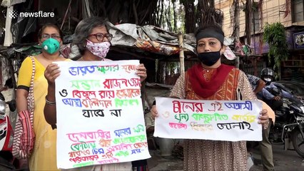 Indians call for boycott of Chinese goods during protest in Kolkata