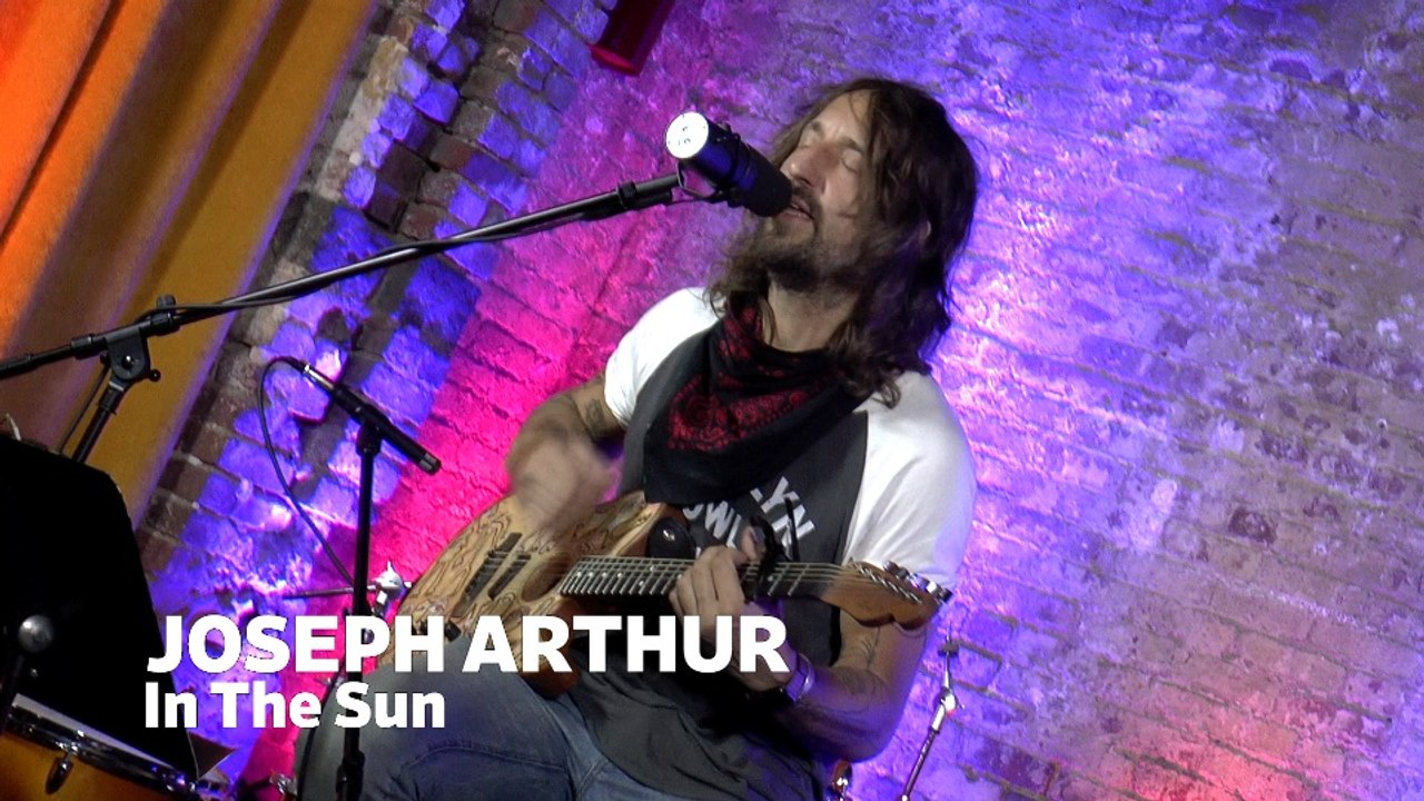 Dailymotion Elevate: Joseph Arthur - "In The Sun" live at Cafe Bohemia, NYC
