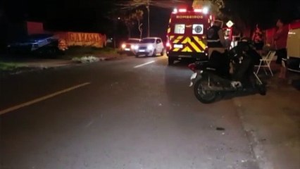 Jovem é atendida pelo Siate após sofrer queda de moto no Santa Cruz
