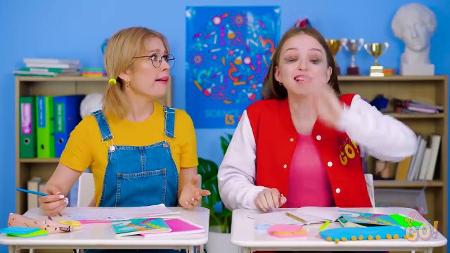 FUNNY THINGS ONLY GIRLS UNDERSTAND Girls' Struggles And Problems by 123 GO!