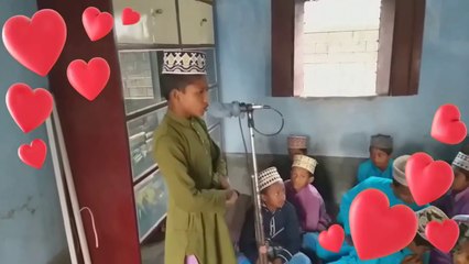 আমাদের মাদ্রাসার ছাত্রের কন্ঠে সুন্দর একটি গজল