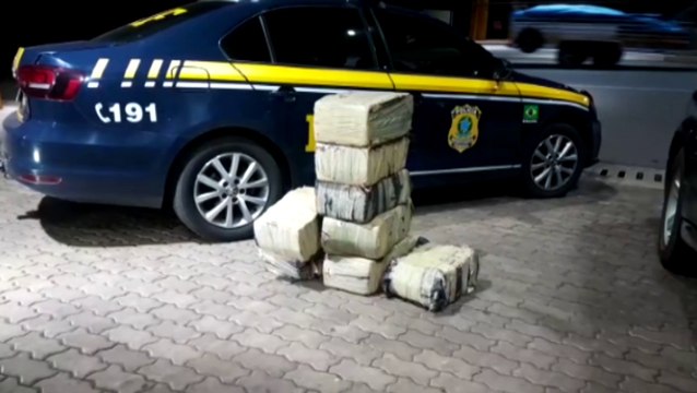 PRF realiza apreensão de 495 quilos de maconha, na BR-467