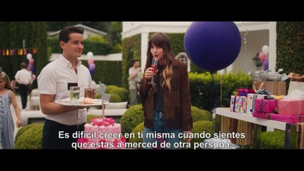 PERSONAL ASSISTANT Película - Dakota Johnson es Maggie