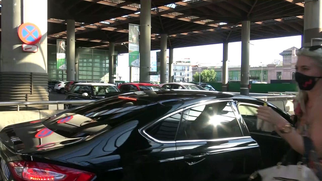 José Antonio Avilés regresa a casa tras su injerto capilar