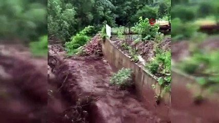 Sel felaketinden yeni görüntüler! Dehşet anları kamerada...