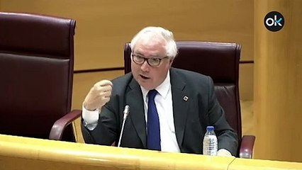Manuel Castells insinúa que comer carne puede contagiar el coronavirus