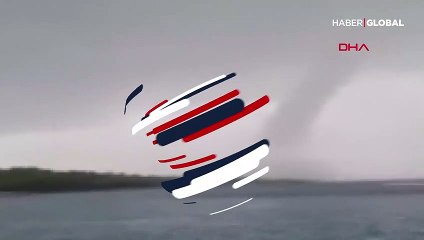 Marmaris'te plajda hortum! Şezlonglar yerle bir oldu