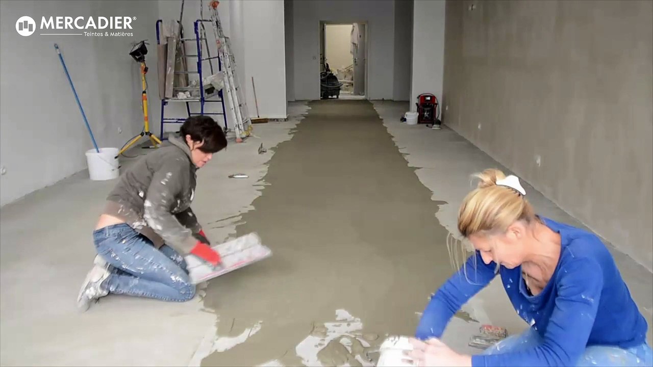 Vidéo Tuto Mercadier - Application d'un Béton Ciré Taloché EBC au sol - Chantier de Bordeaux