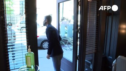 NY caminha em direção à normalidade