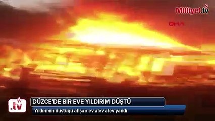 Yıldırım isabet etti! Alev alev yandı...