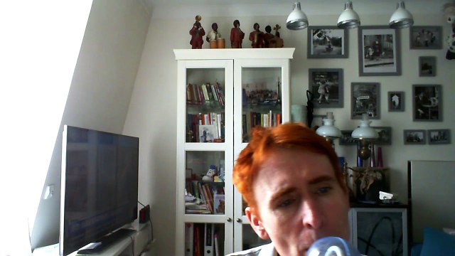 Wiwi égratigne London town