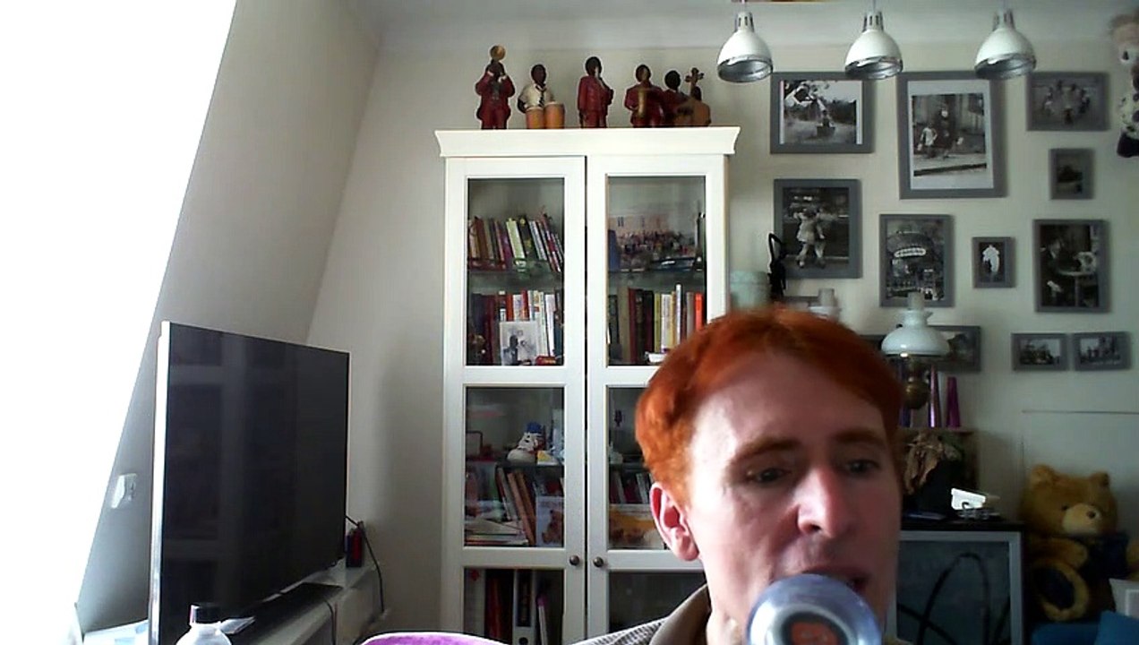 Wiwi égratigne "no worries"