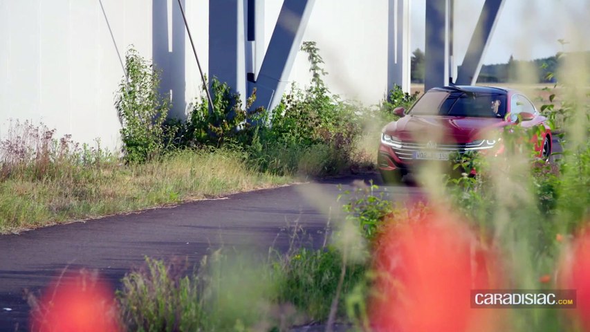 Volkswagen : voici l'Arteon restylée, avec un...