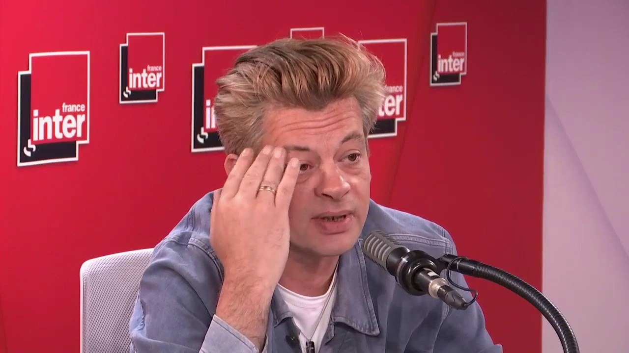 Benjamin Biolay : "C’est nécessaire de remporter un peu l’adhésion des gens, même ceux qui savent que mes convictions politiques ne sont pas vraiment les leurs"