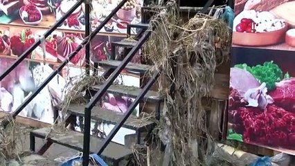 Esenyurt'ta selin verdiği hasar gün ağarınca ortaya çıktı