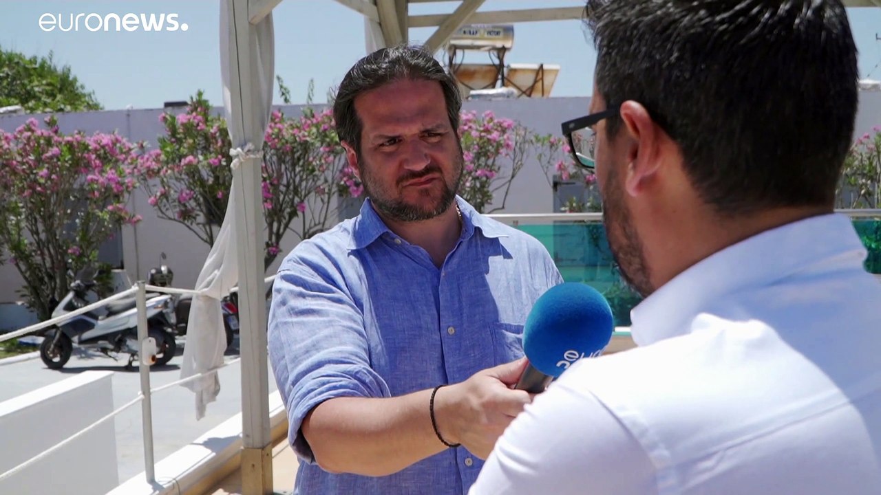 COVID-19: «Φέτος ανοίγουμε για την τιμή των όπλ...