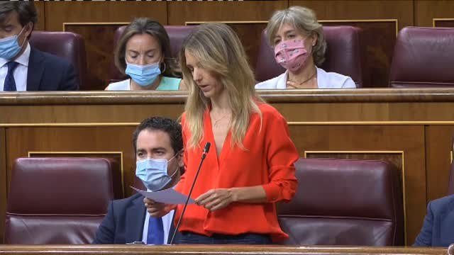 Calvo acusa al PP: Ustedes han decidido hacer política con los muertos