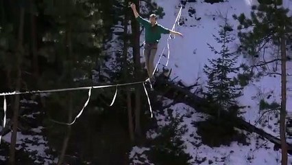 360 Spin Flop sur un slackline