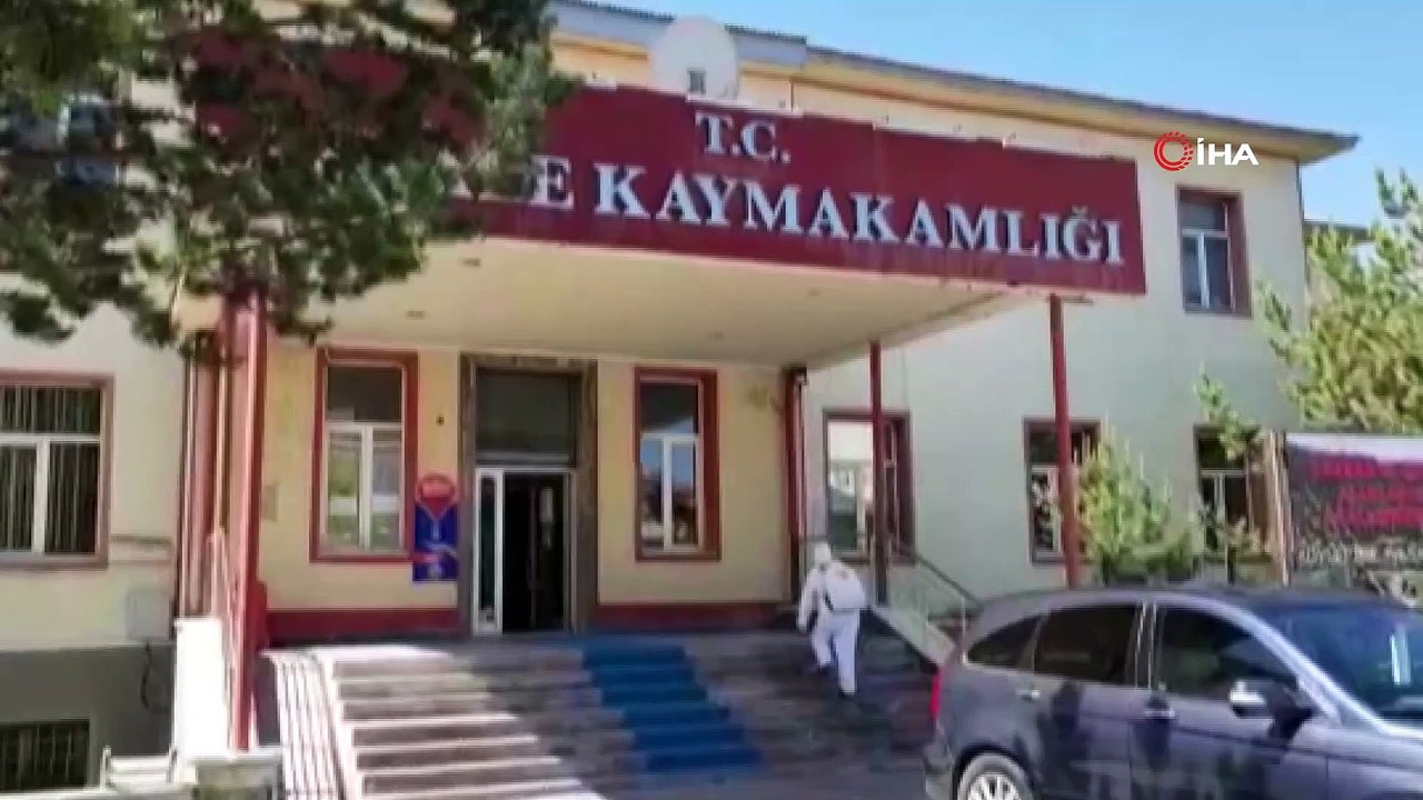 Aşkale Belediyesi dezenfekte çalışmalarını sürdürüyor