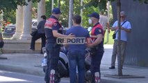 Protesta para ministrisë, momentet kur policia shoqëron përfaqësuesit e shoqatës së transportit