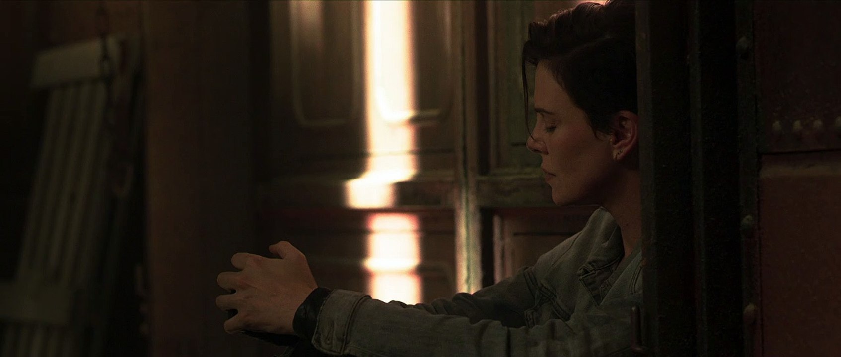 The Old Guard clip - 200 Years - Charlize Theron