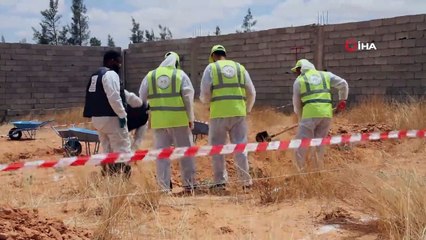 - Libya’da bulunan toplu mezarlardaki kazı çalışmaları görüntülendi