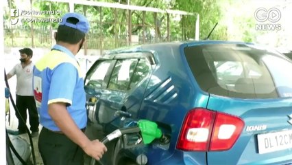 पेट्रोल-डीज़ल की बढ़ती कीमतें: ’कोरोना काल में जनता के ज़ख्म पर नमक लगाने का काम कर रही सरकार’