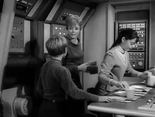 Perdidos en el Espacio -1x09- The Oasis (El oasis)