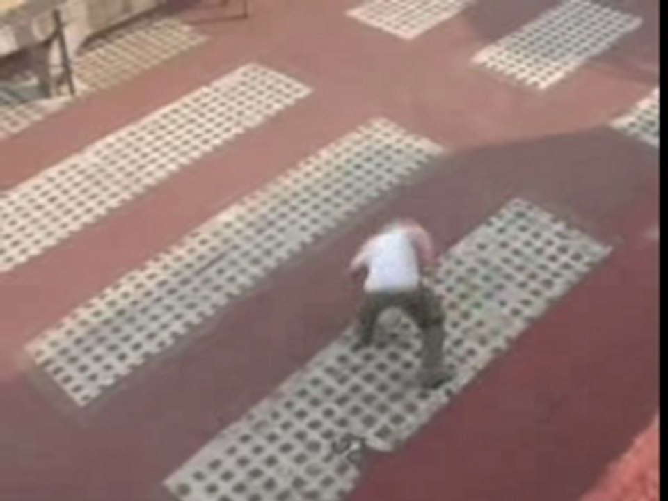 Fifa Street 3 - Human Trailer AMAZING