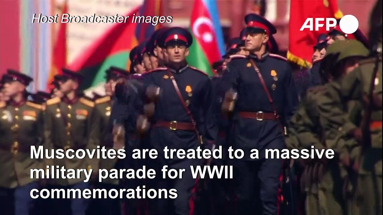 Putin hails Soviet role in WWII at military parade