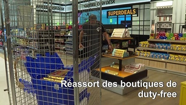 Pistes, bagages, duty-free: derniers préparatifs avant réouverture à Orly