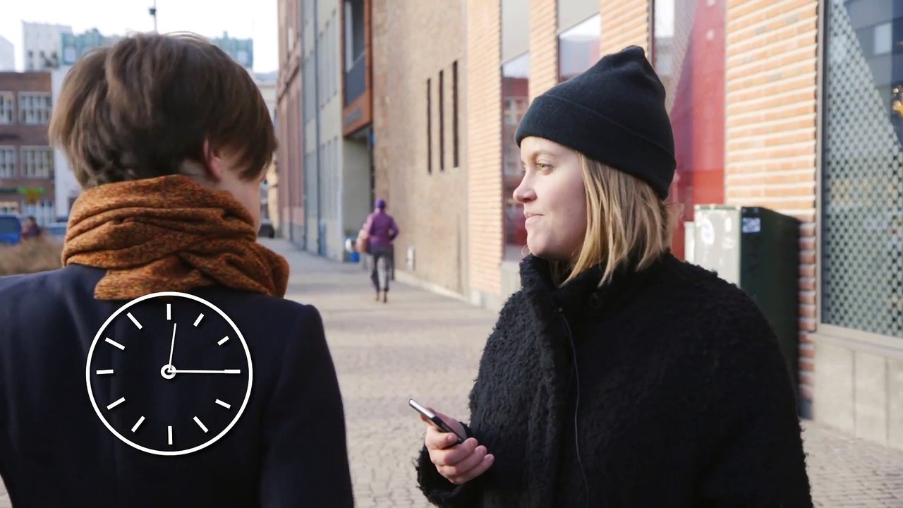 Hur mycket är klockan? på Svenska