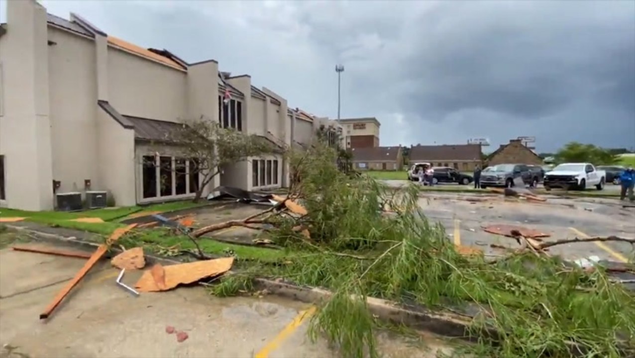 Buildings damaged after possible tornado
