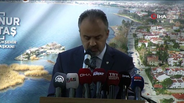Bakan Ersoy, 19 milyon TL’ye düzenlenen İznik sahil şeridinin açılışını gerçekleştirdi