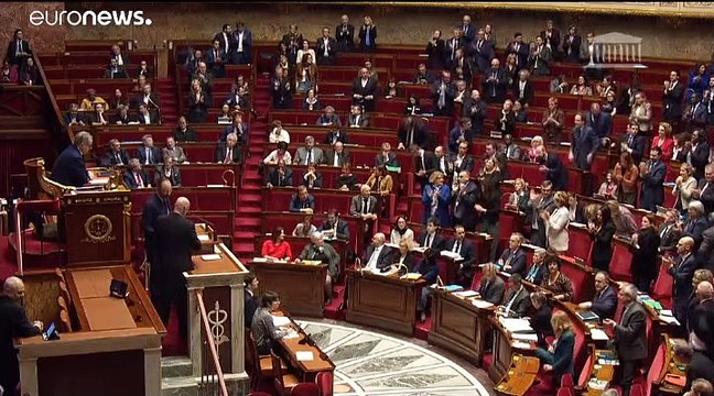 La France change de gouvernement et de Premier ministre : Jean Castex remplace Edouard Philippe