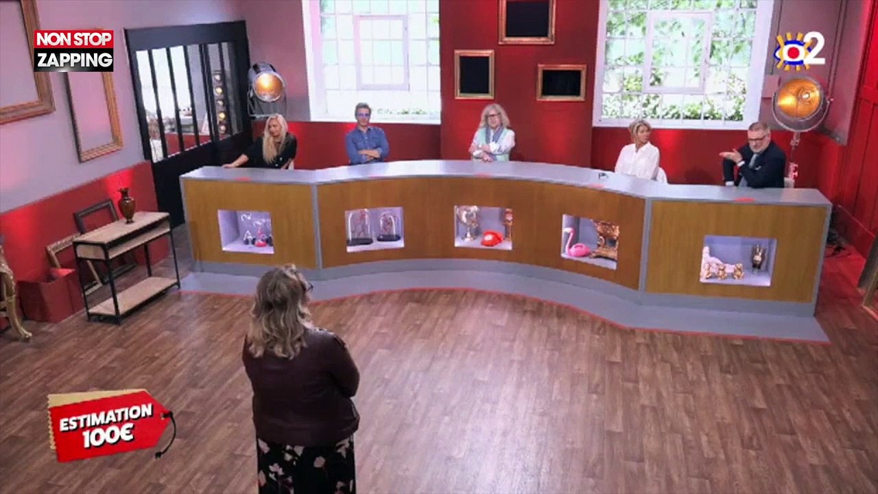 Affaire conclue : La belle attention de Pierre-Jean Chalençon envers une vendeuse (vidéo)