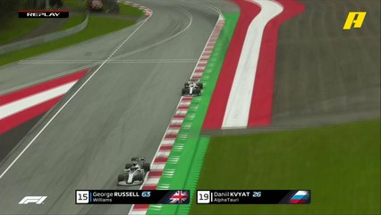 دقات القلب ارتفعت.. راسل ينقذ نفسه من حادث قوي مع كفيات