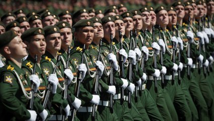 Russia's Putin hails Soviet role in WWII at military parade