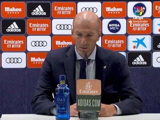 31e j. : Zidane - "Sergio Ramos doit prendre sa retraite ici"