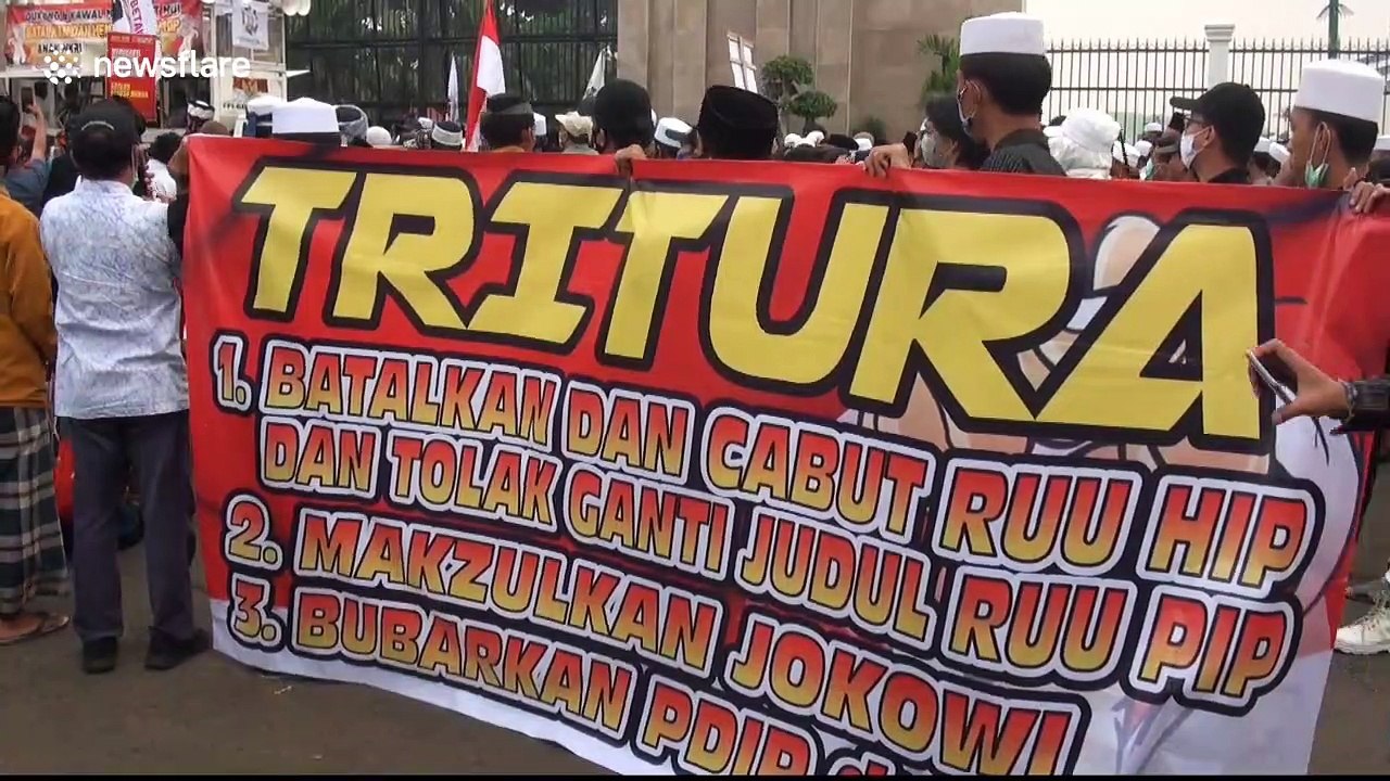 Islamic organisations protest against 'pro-communist' Pancasila bill